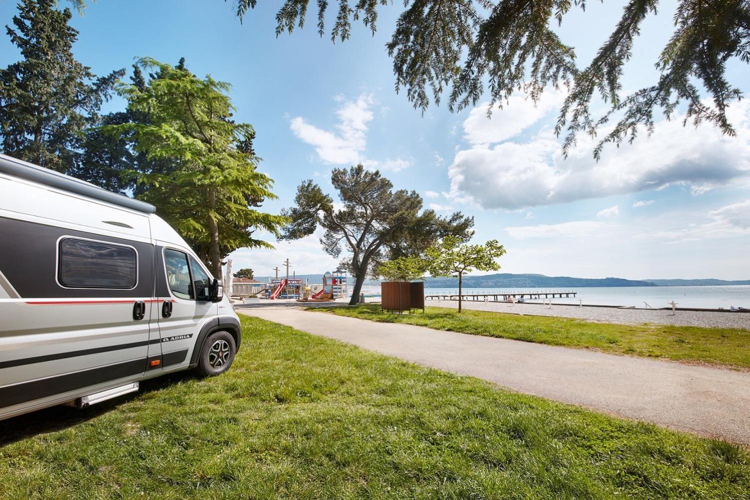 Camping Adria Ankaran - Pitches Экстерьер фото