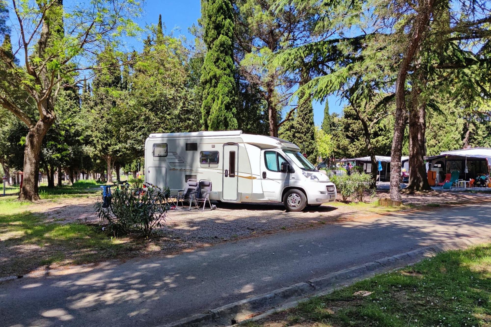 Camping Adria Ankaran - Pitches Экстерьер фото